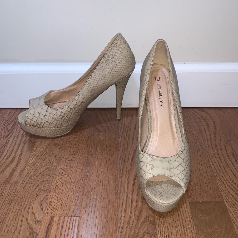Tan Snake Skin Pumps